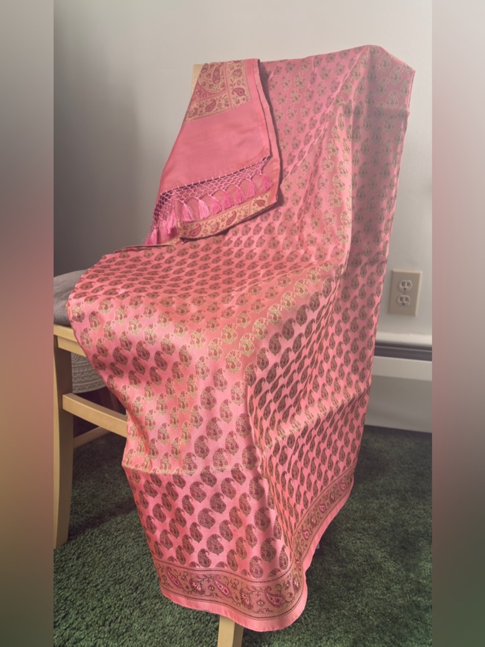 Pink Gold Paisley Silk Tanchoi Sari